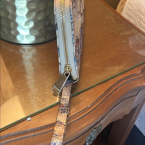 Brahmin Skyler Zip-Around Wristlet – Stratus Melbourne